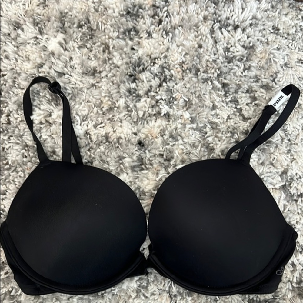 Victoria’s Secret pink 32D super push bra new